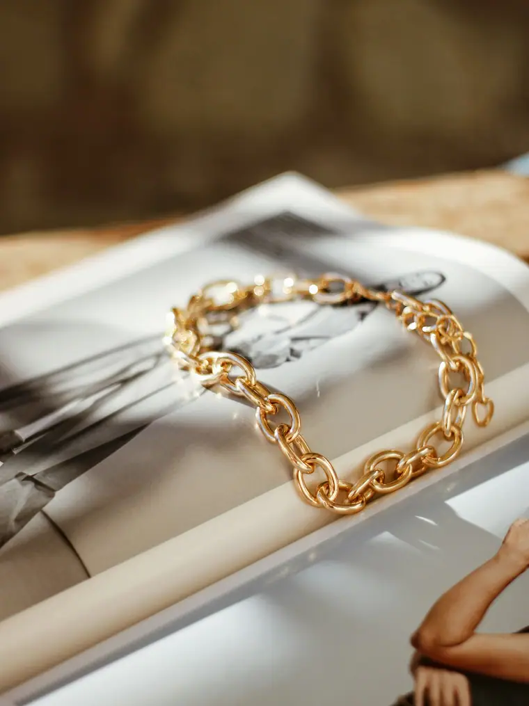 Maglie, tennis e bracciali uomo